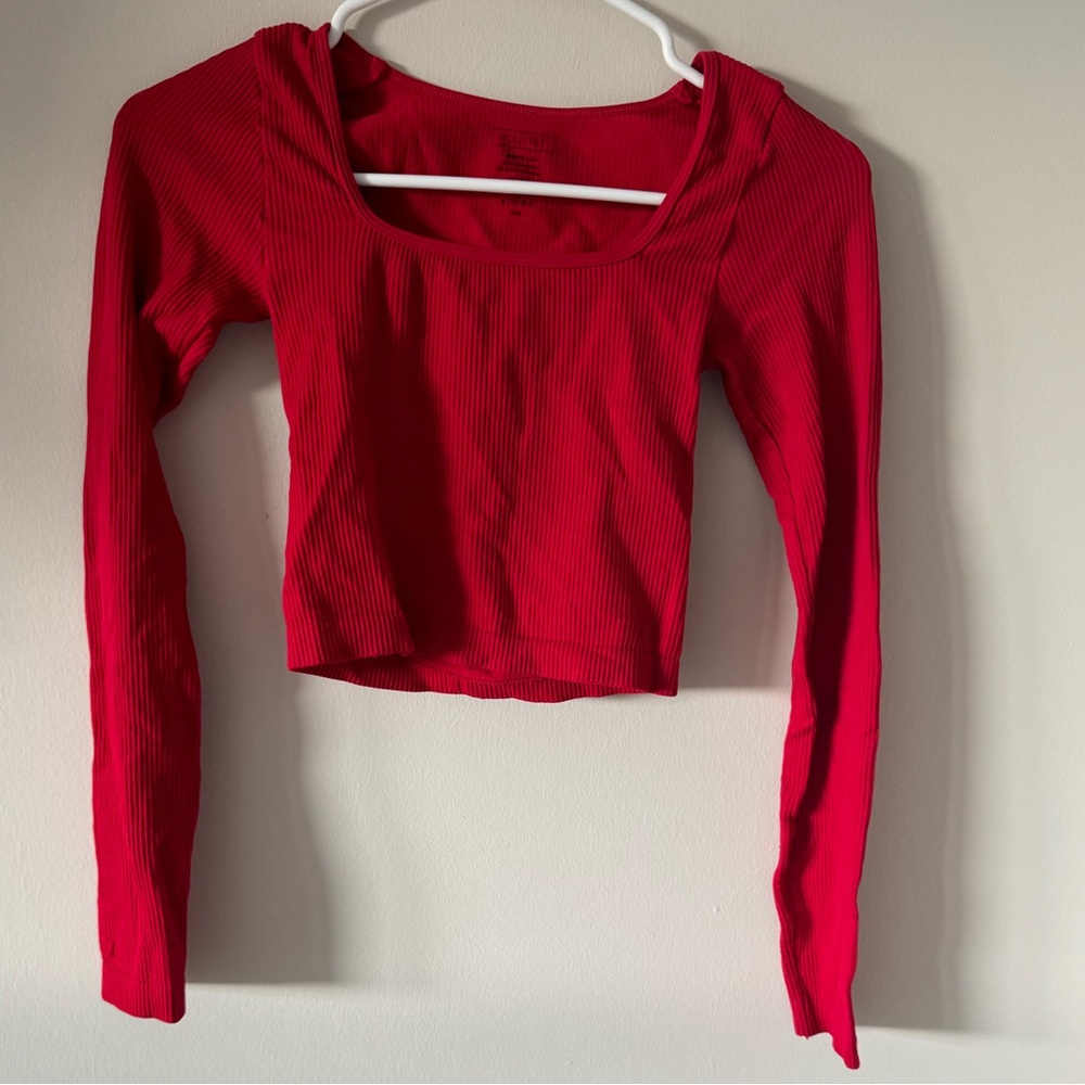 Tilly’s Cropped Red Long Sleeve Shirt; Size XS/S